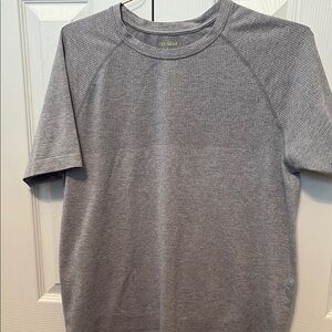 Tek Gear Gray Short Sleeve Tee